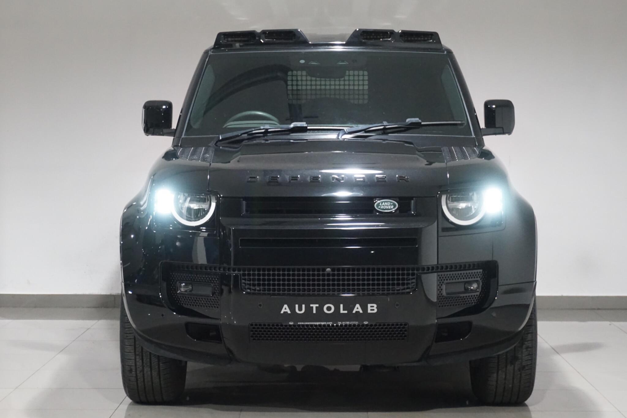 Land Rover Defender 90 3.0 D200 MHEV Hard Top SUV 3dr Diesel Auto 4WD SWB Euro 6 (s/s) (200 ps)